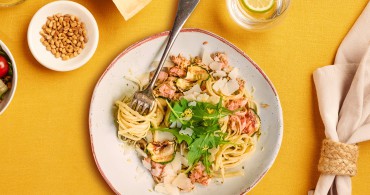 Recept Klassieke pasta pesto met zalm Grand'Italia
